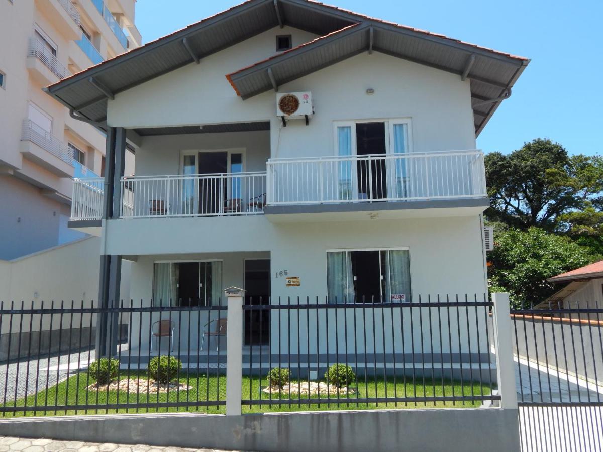 Casa Ampla no Centro, Piso Térreo ou Superior Bombinhas Exterior foto